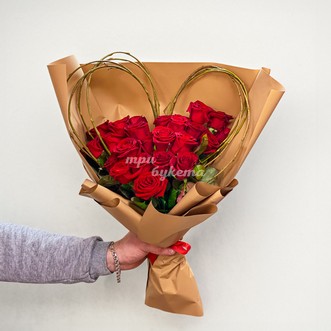 Композиция из 25 красных роз